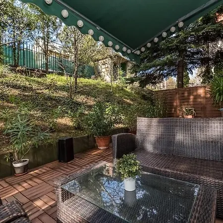 Szabi Buda New Terrace Apartament Budapesta